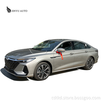 2022 Бензиновый автомобиль CHERY ARRIZO 8 DCT У вас седаны.